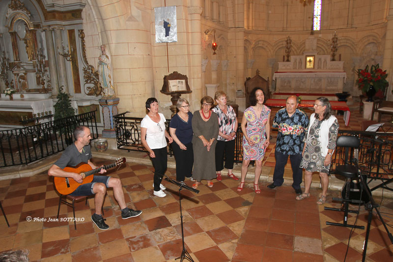 Les choristes d'Anne Fontana - Eglise d'Avensan - 02 juin 2018